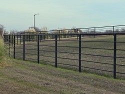 steelpipefence7123w